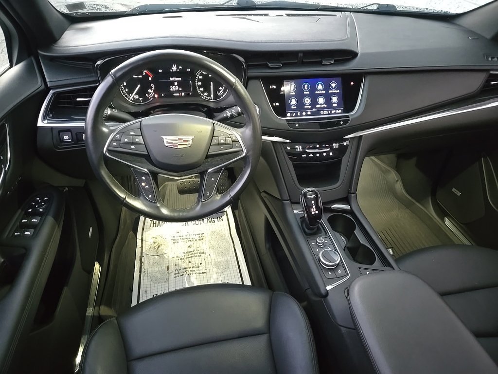 Certified 2022 Cadillac XT5 Premium Luxury w/ LPO, Floor Liner Package AWD/4WD image 19