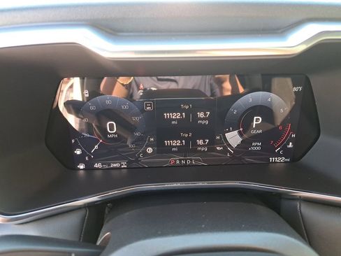 Used 2025 GMC Canyon Elevation image 20