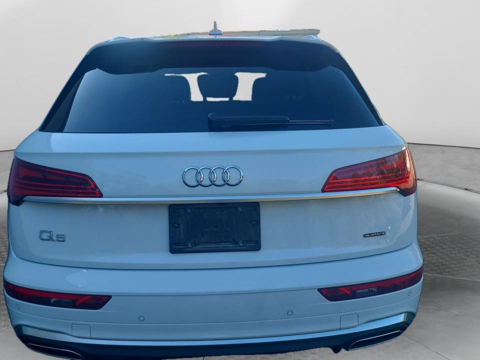 Used 2024 Audi Q5 e Premium AWD/4WD image 14