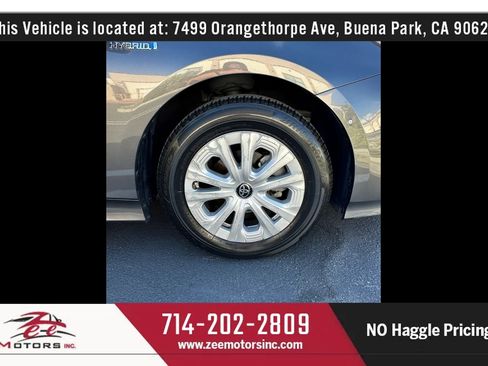 Used 2020 Toyota Prius LE FWD image 49
