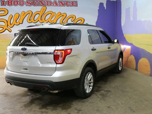 Used 2017 Ford Explorer 4WD image 8