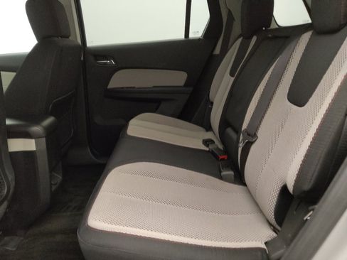 Used 2017 GMC Terrain SLE FWD image 18