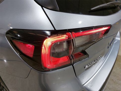 Used 2023 Subaru Outback Limited image 35