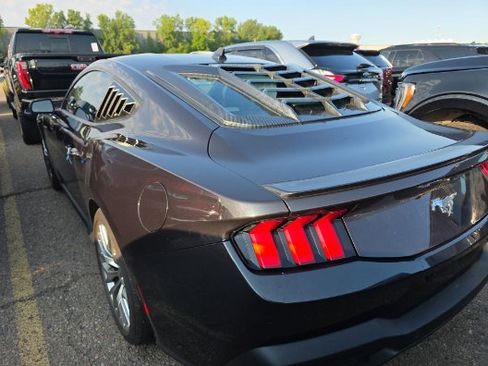 Used 2024 Ford Mustang Premium RWD image 7