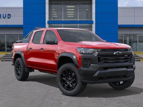 New 2026 Chevrolet Colorado Trail Boss w/ Midnight Edition AWD/4WD image 31