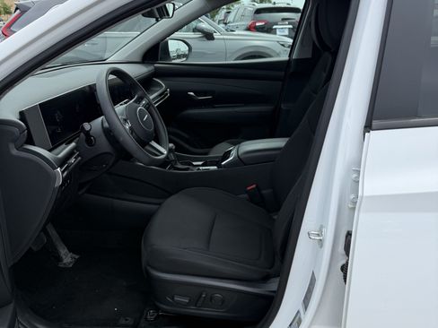 Used 2025 Hyundai Tucson SEL AWD/4WD image 9