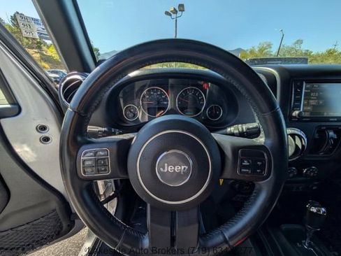 Used 2013 Jeep Wrangler Unlimited Sahara w/ Connectivity Group image 16