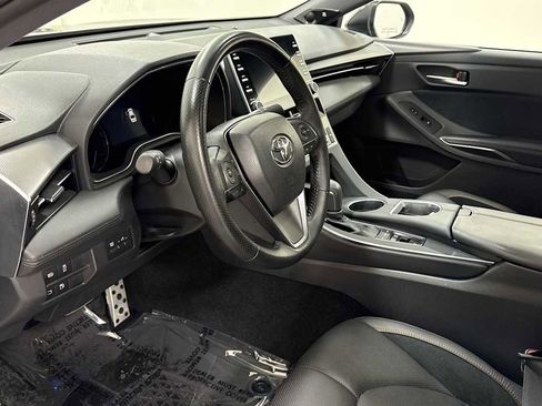 Certified 2019 Toyota Avalon XSE image 12