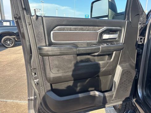 Used 2024 RAM 2500 Big Horn AWD/4WD image 16