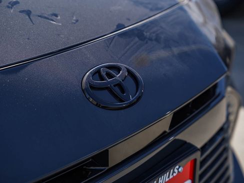 New 2026 Toyota Camry XLE image 6