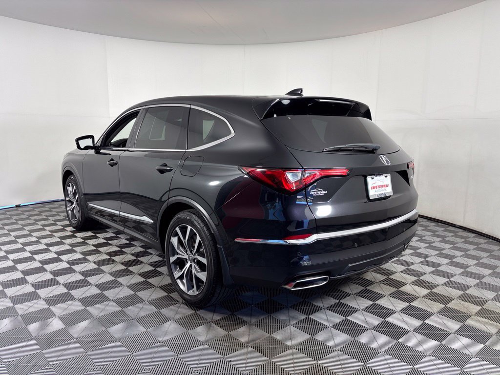 Certified 2024 Acura MDX w/ Technology Package FWD image 3