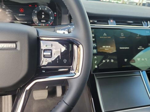 Used 2026 Land Rover Range Rover Evoque S image 22