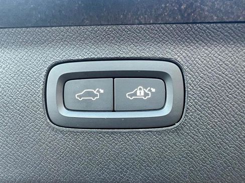 Used 2022 Volvo XC90 T6 Inscription w/ Advanced Package image 38