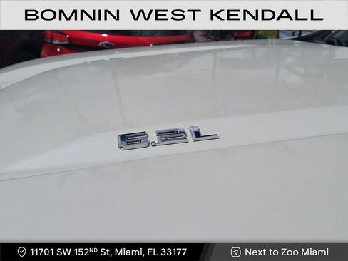 Used 2022 Chevrolet Silverado 1500 High Country w/ High Country Premium Package image 10