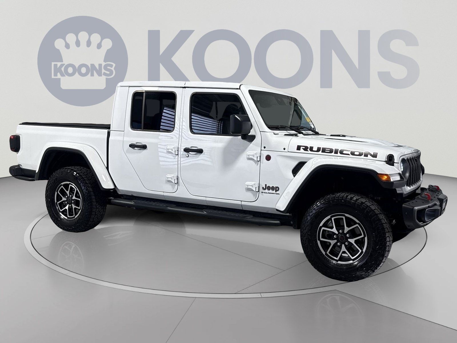Used 2024 Jeep Gladiator Rubicon AWD/4WD image 2
