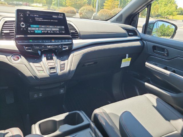 Certified 2026 Honda Odyssey Sport-L image 12