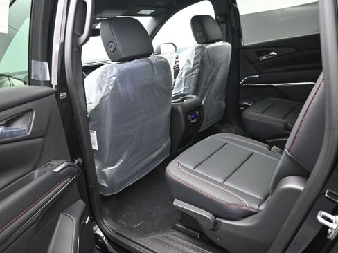 New 2026 Chevrolet Traverse Z71 w/ Enhanced Driving Package AWD/4WD image 31