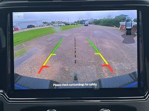 Used 2022 Ford F250 Lariat w/ Tremor Off-Road Package image 26