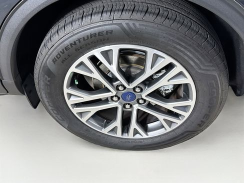 Used 2022 Ford Escape SEL w/ Technology Package image 37