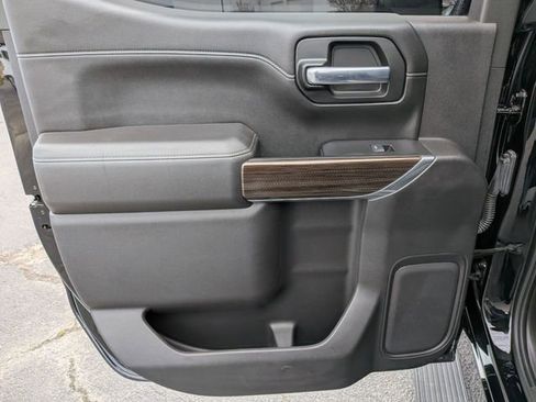 Used 2021 Chevrolet Silverado 1500 LT Trail Boss w/ Convenience Package II image 28