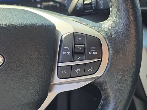 Used 2022 Ford Explorer XLT w/ Equipment Group 202A image 33