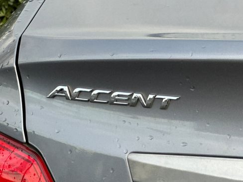 Used 2016 Hyundai Accent SE image 6