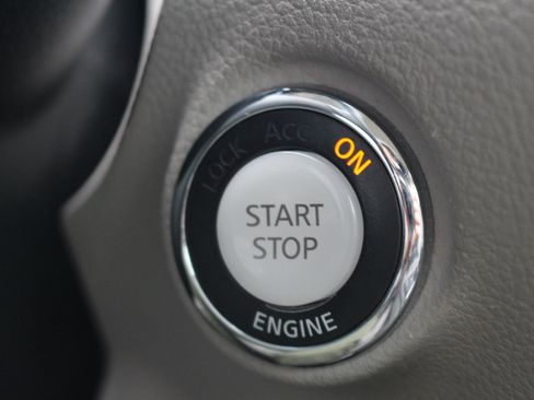 Used 2008 INFINITI M35 x w/ Technology Pkg image 31