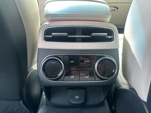 Used 2023 Genesis Electrified GV70 AWD/4WD image 23