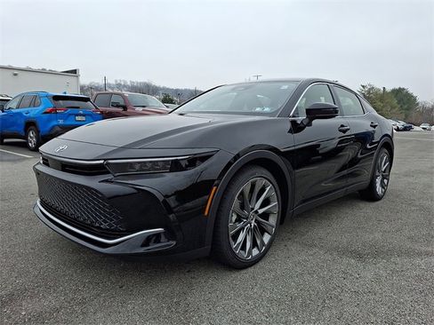 New 2026 Toyota Crown Limited image 2