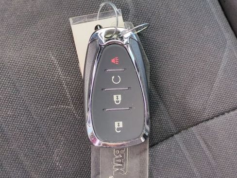 Used 2020 Chevrolet Trax LT w/ LT Convenience Package FWD image 33