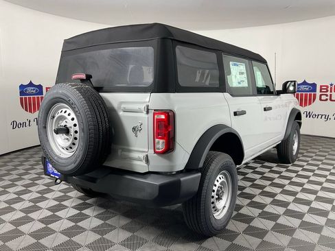 New 2026 Ford Bronco 4-Door AWD/4WD image 3