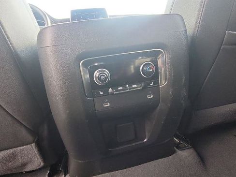 Used 2024 Chevrolet Tahoe Premier image 20