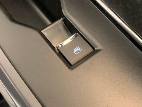 New 2025 Ford F150 Lightning Flash AWD/4WD image 36