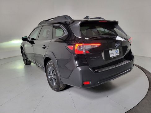 Certified 2025 Subaru Outback Onyx Edition image 6