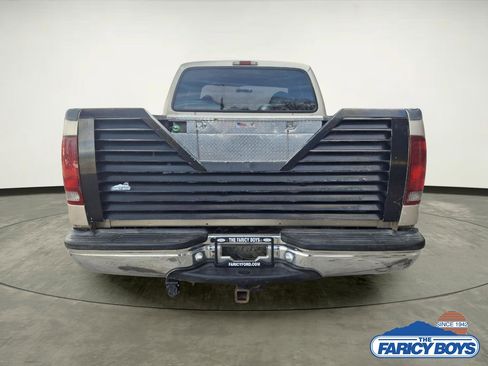 Used 1999 Ford F250 XL image 3