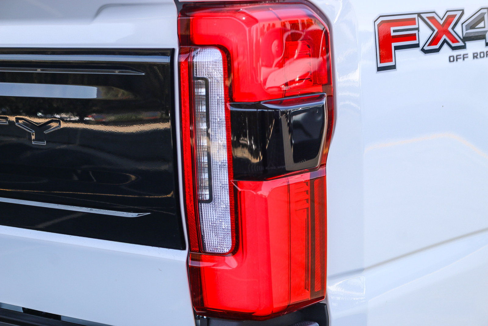 New 2026 Ford F250 Platinum AWD/4WD image 13