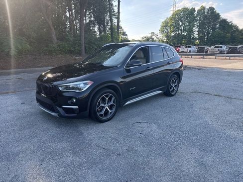 Used 2017 BMW X1 sDrive28i FWD image 11