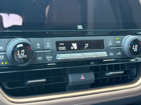 Certified 2026 Toyota Grand Highlander AWD Hybrid image 27