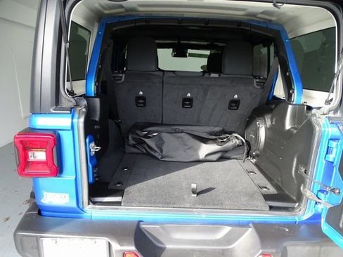 Certified 2022 Jeep Wrangler Unlimited Sahara w/ Safety Group image 20