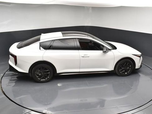 Certified 2025 Kia K4 GT-Line Turbo image 47