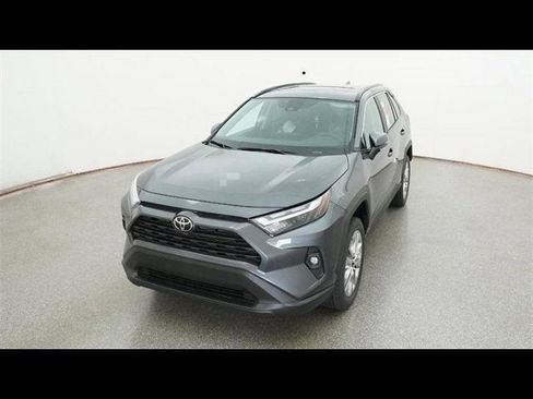 Used 2025 Toyota RAV4 XLE Premium image 16