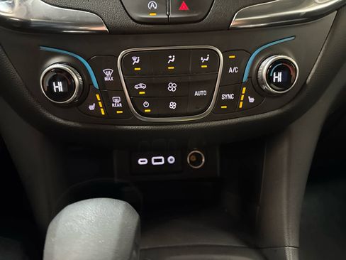 Certified 2024 Chevrolet Equinox LT image 26