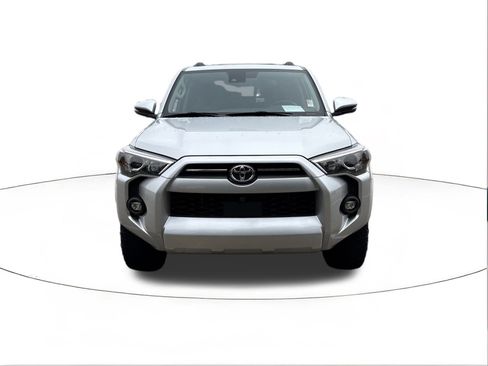 Used 2023 Toyota 4Runner SR5 Premium w/ Moonroof Package image 8