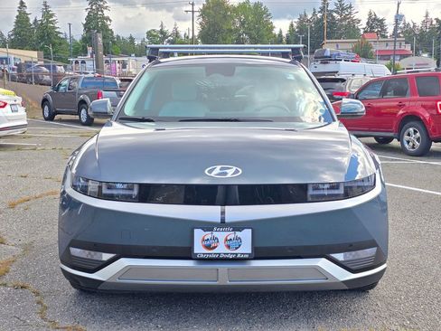 Used 2023 Hyundai Ioniq 5 SEL AWD/4WD image 2