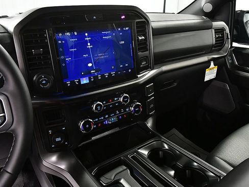 Used 2026 Ford F150 Lariat AWD/4WD image 23