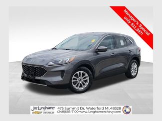Used 2021 Ford Escape SE w/ Cold Weather Package FWD 360° Tour