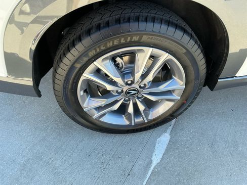 Used 2025 Acura ADX AWD image 22