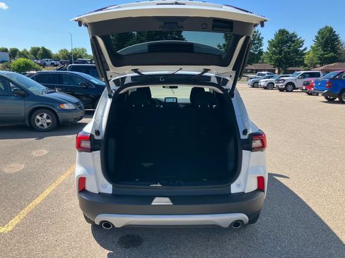 Used 2023 Ford Escape Active AWD/4WD image 17