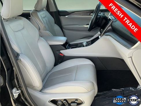 Used 2021 Jeep Grand Cherokee L Overland w/ Luxury Tech Group IV image 22