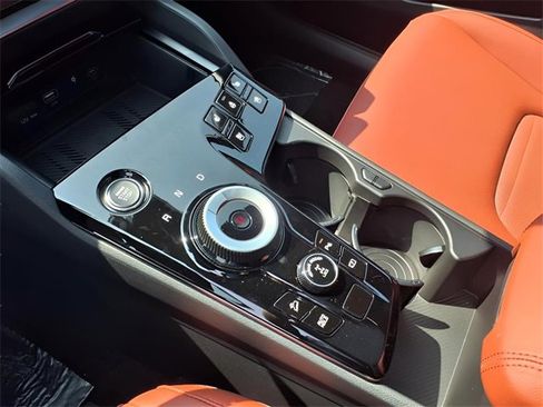 New 2025 Kia Sportage SX Prestige image 10